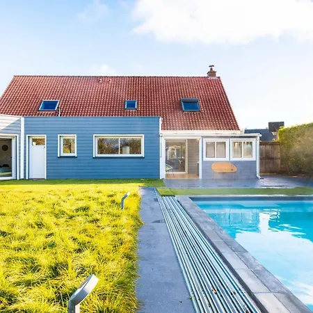 Сasa de vacaciones Grande Maison Avec Piscine Et Jacuzzi A La Campagne *