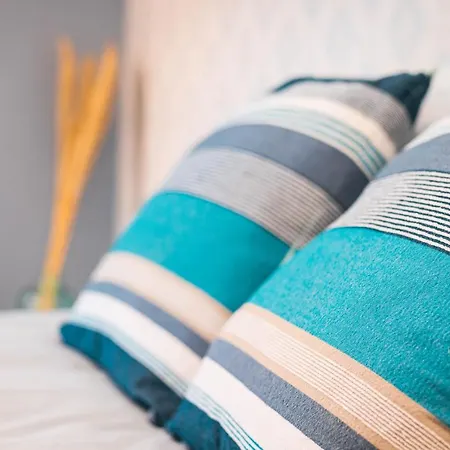 Grande Maison Avec Piscine Et Jacuzzi A La Campagne