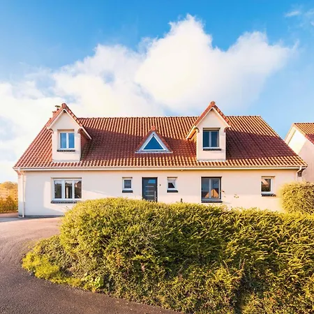 Grande Maison Avec Piscine Et Jacuzzi A La Campagne