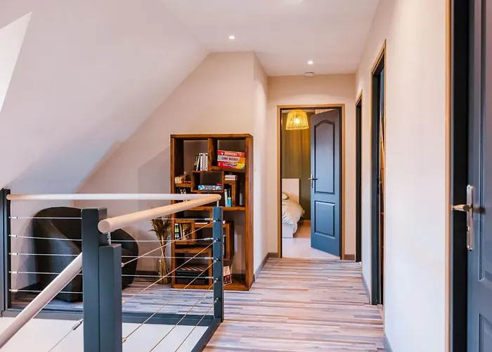 펜션 Grande Maison Avec Piscine Et Jacuzzi A La Campagne *
